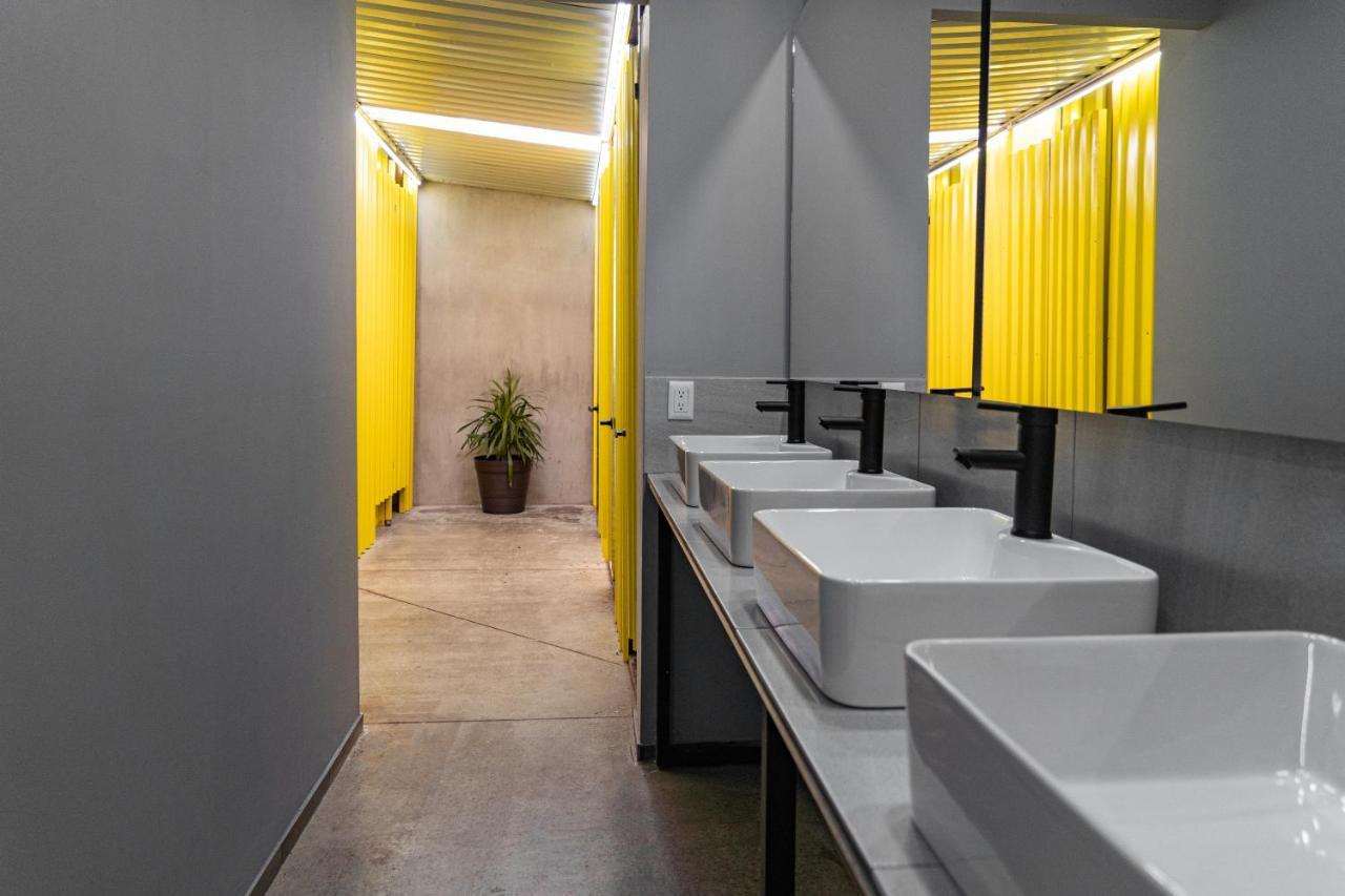 Check Inn Hostal Aeropuerto Gdl Las Pintas Exterior photo